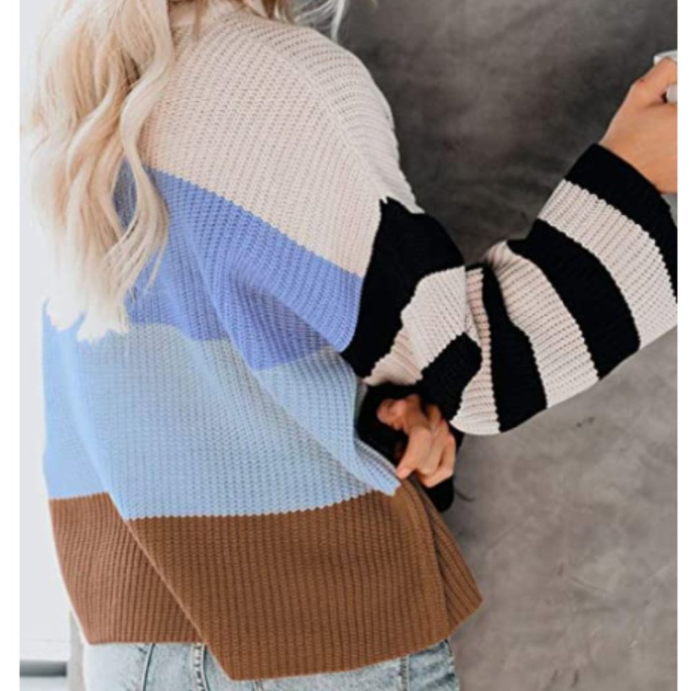 NWT Thick Knit Bell Sleeve Bold Slouchy Sweater - Picture 3 of 4